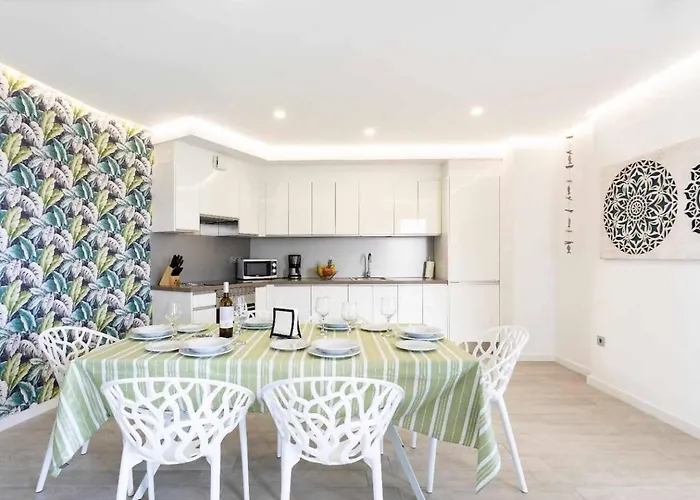 Ocean Garden Penthouse 1002 Апартаменты