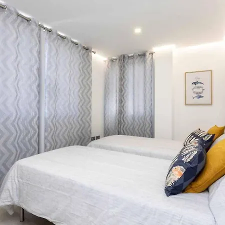 Ocean Garden Penthouse 1002 *