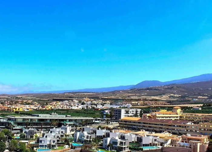 Ocean Garden Penthouse 1002 公寓