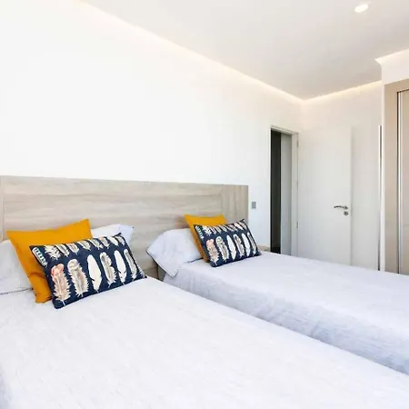 Ocean Garden Penthouse 1002 Apartament