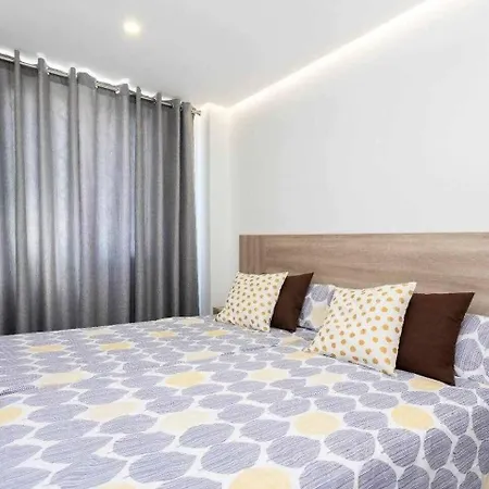 Ocean Garden Penthouse 1002 * 아데제